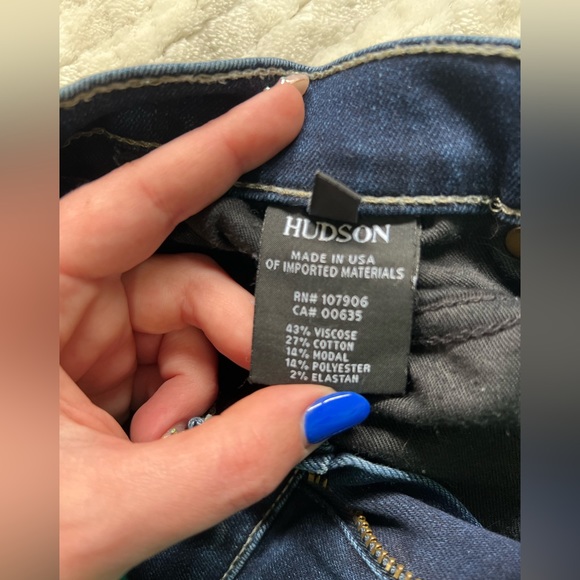 HUDSON 26 Short dark wash denim jeans - Picture 2 of 7